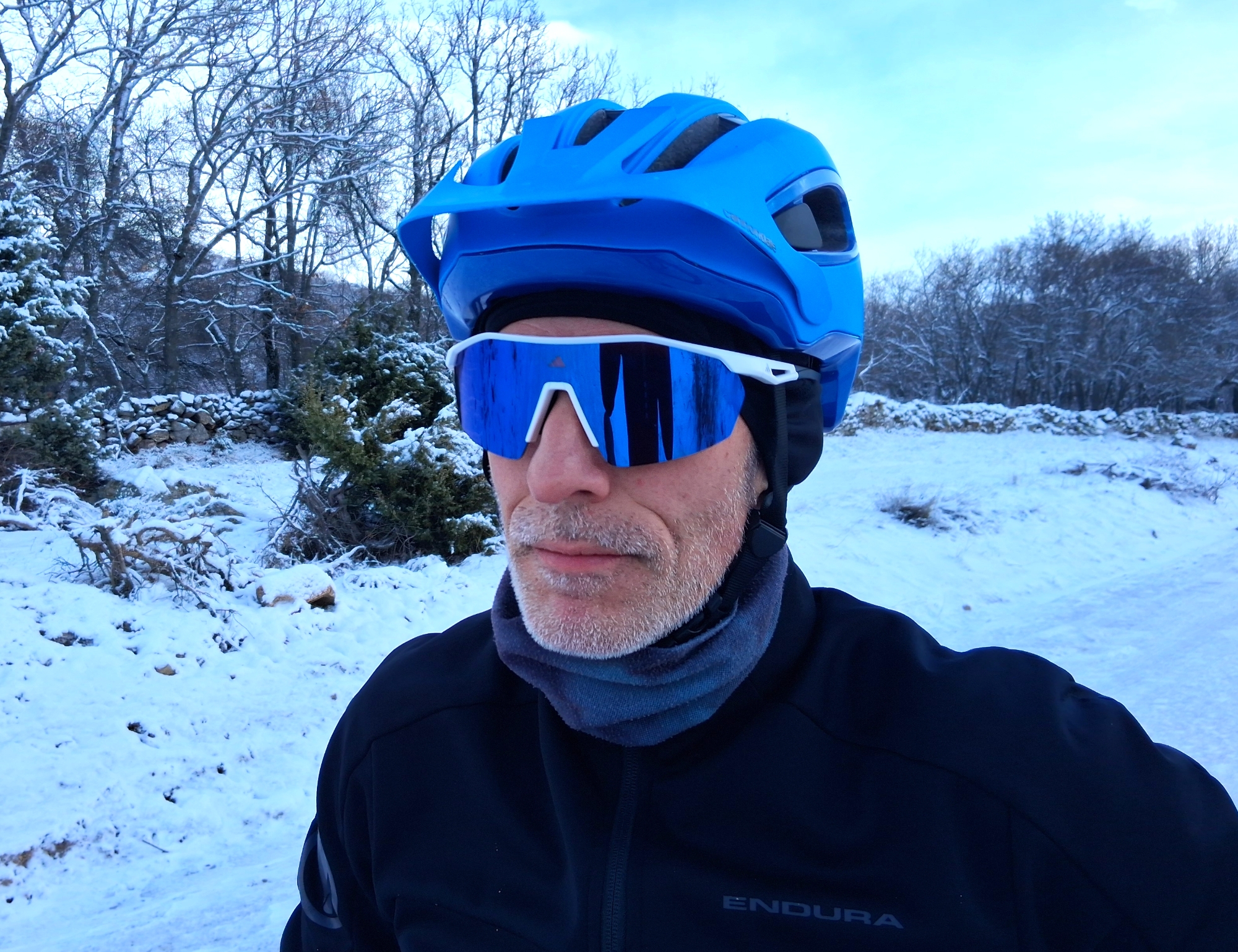 Estas gafas fotocromáticas nos han resultado muy versátiles (Foto: Híbridos y Eléctricos).