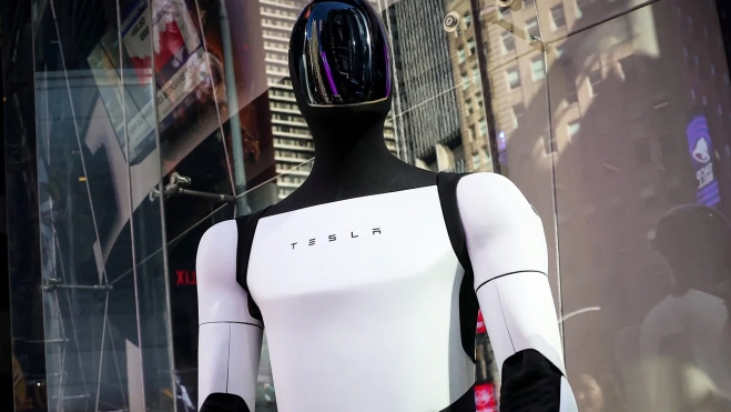 elon musk propone liberar presos carceles usar telsa optimus vigilancia