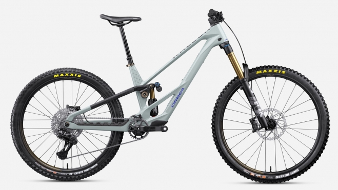 U303TTCC SV SIDE RALLONM RS TEAM over U303TTCC SV SIDE RALLONM RS TEAM over