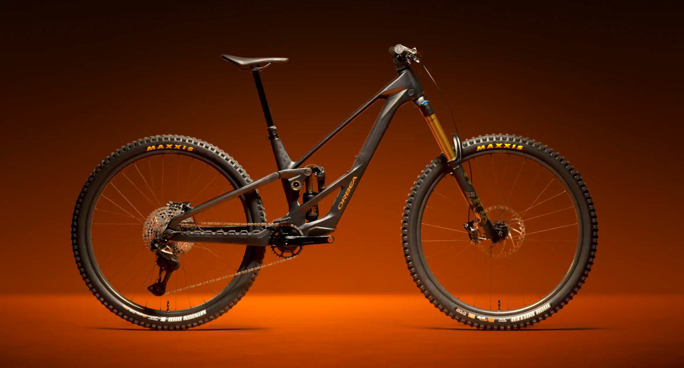 Es una eBike qunque no quiere parecerlo, ni por estética ni por comportamiento (Foto: Orbea).