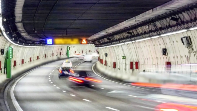 baliza v16 tunel dgt 3