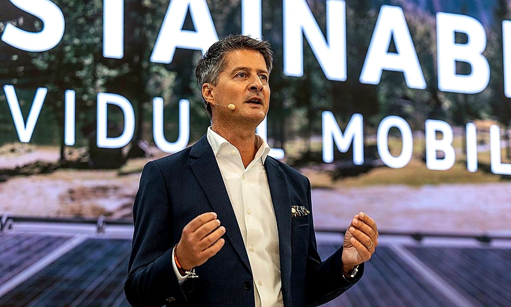 Xavier Chardon 2000x1200 optimized