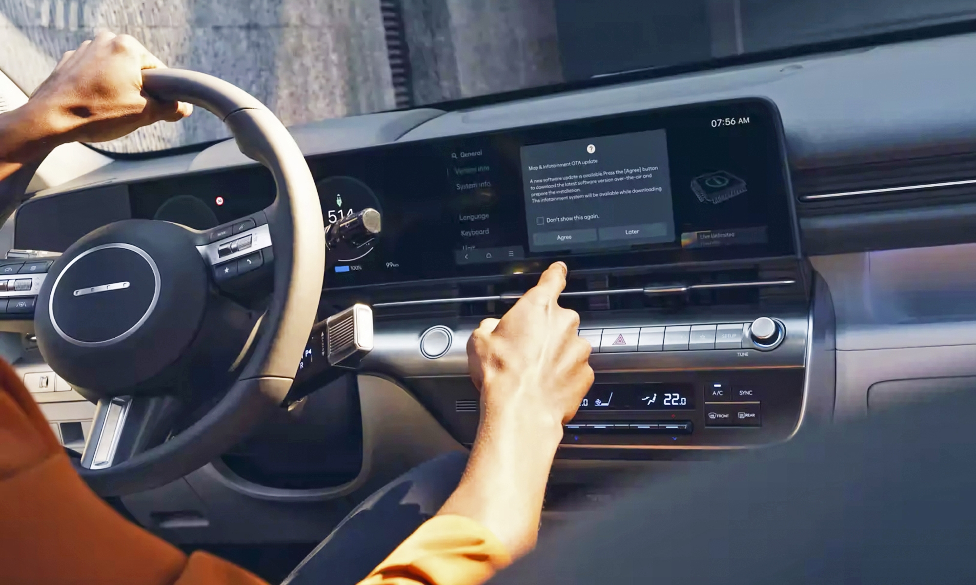 El uso de la pantalla táctil al volante causa más riesgo de accidente.