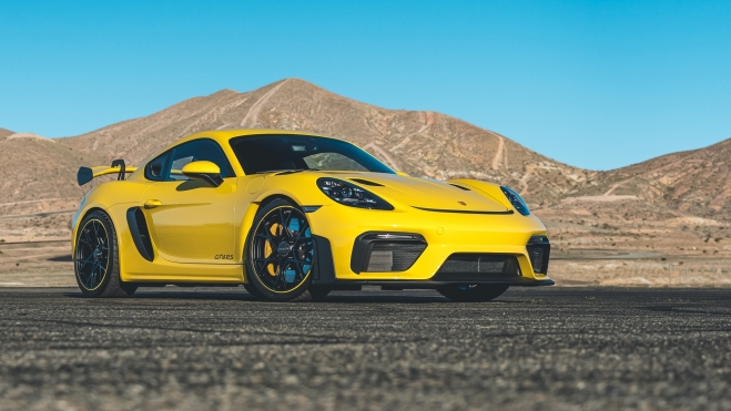 Porsche Cayman GT4 RS