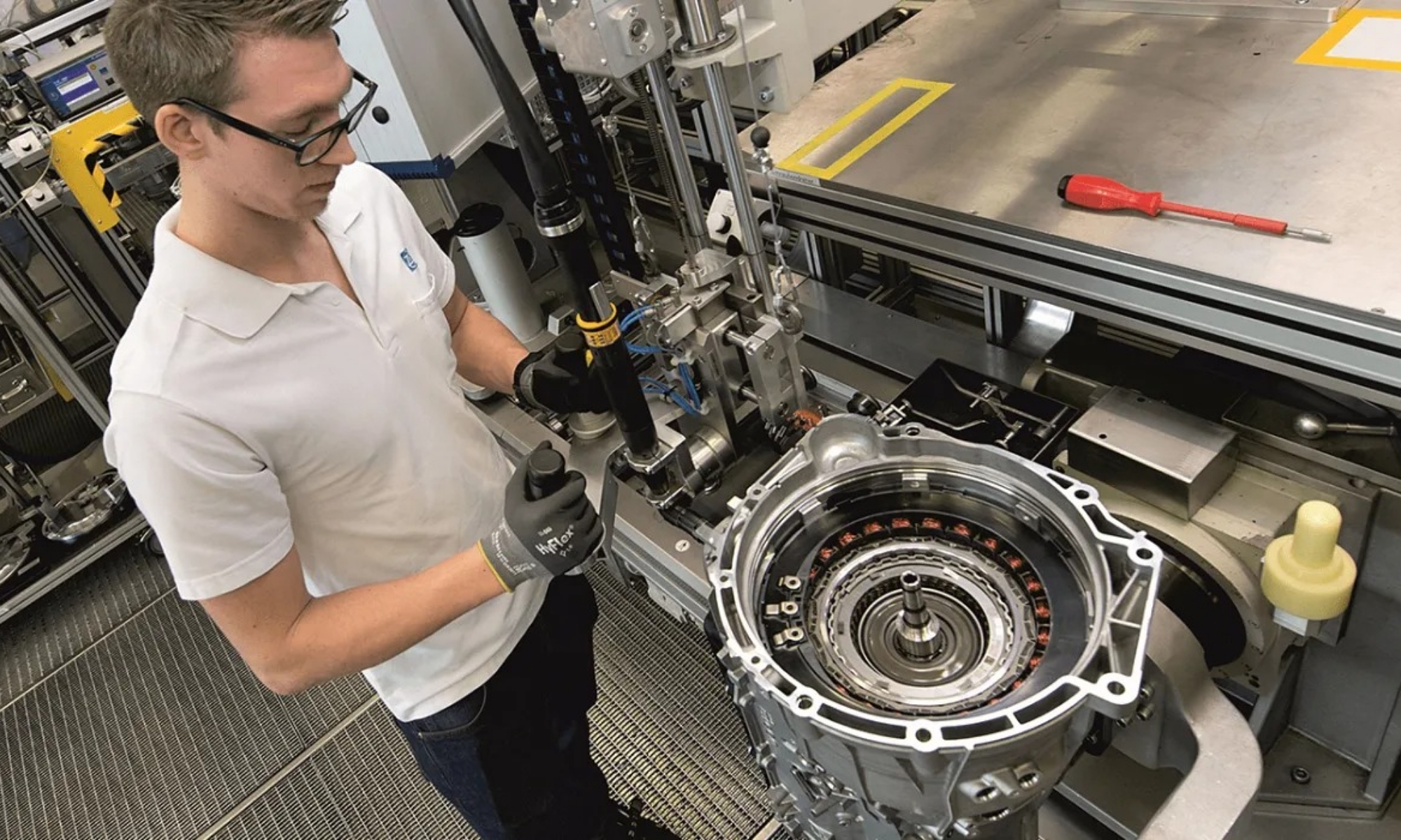 ZF recibe el mayor pedido individual desde 2019.