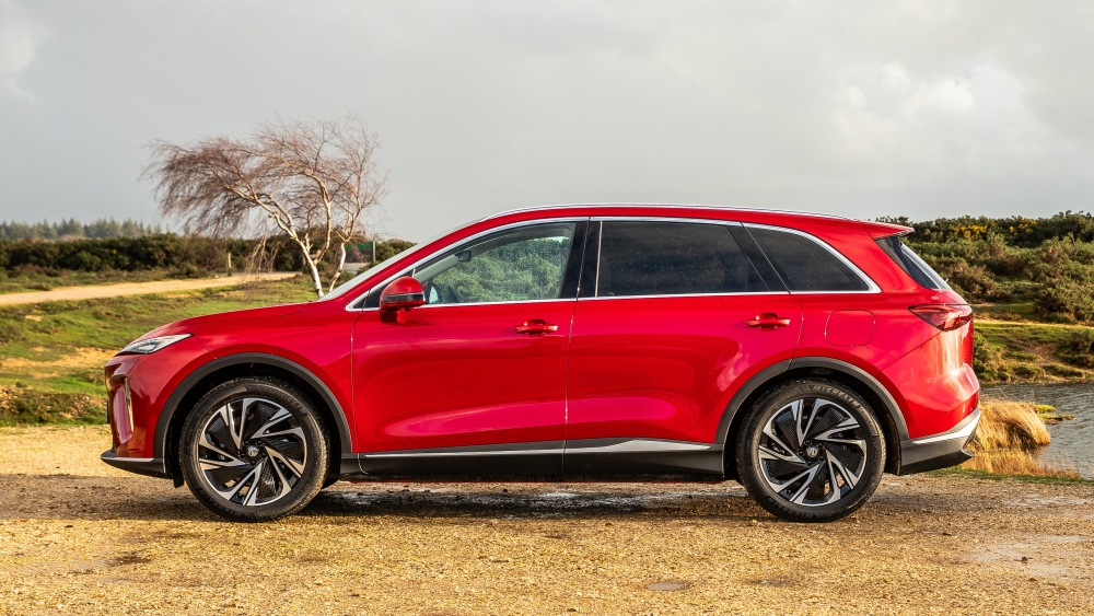 mg MGS6 precio españa SUV MG rival Tesla Model Y Volkswagen ID.4 3