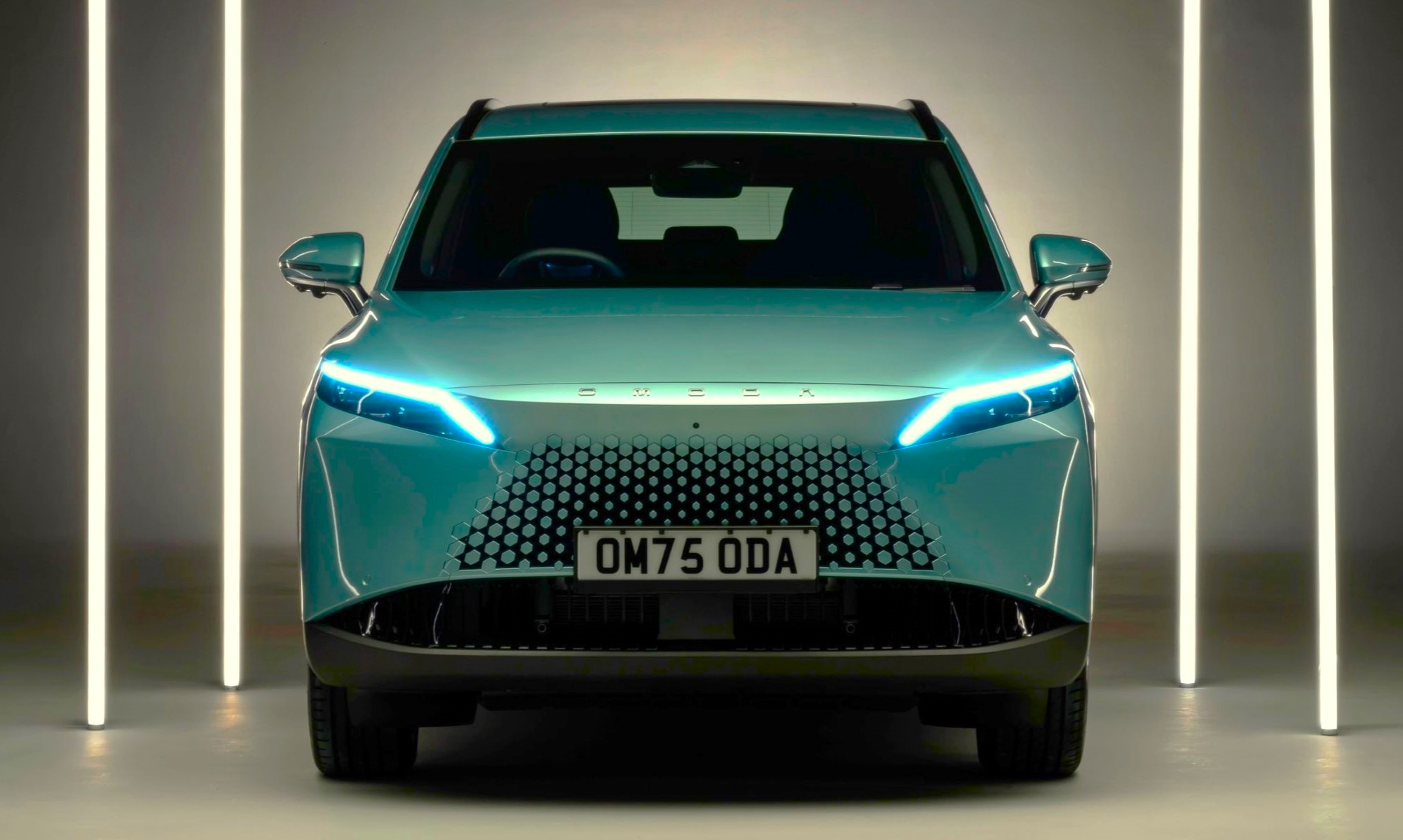 El OMODA 7 SHS, un híbrido enchufable que llegará en breve a España, también podrá acogerse a las ayudas del Plan Auto+.