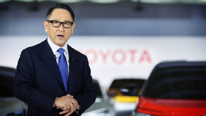 akio toyoda coches electricos contaminan mas coches hibridos 1