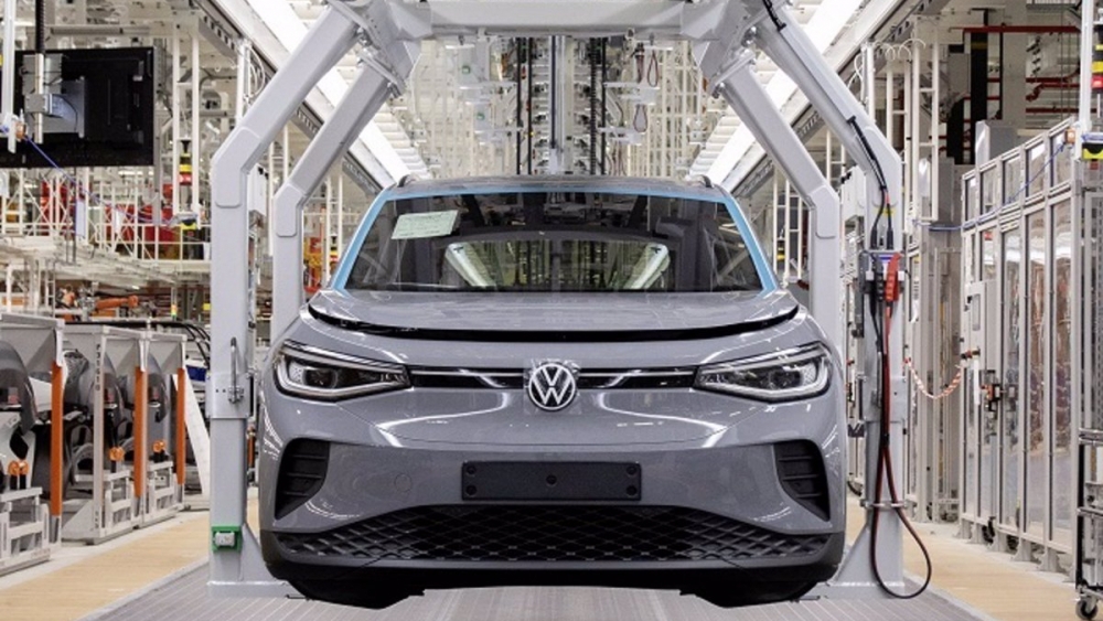 fabrica Volkswagen2CEO de Volkswagen y Stellantis ayudas eléctricos hechos en Europa Plan Auto+ tendencia