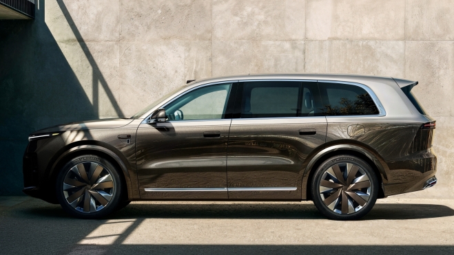 Li Auto L9 Livis Lateral