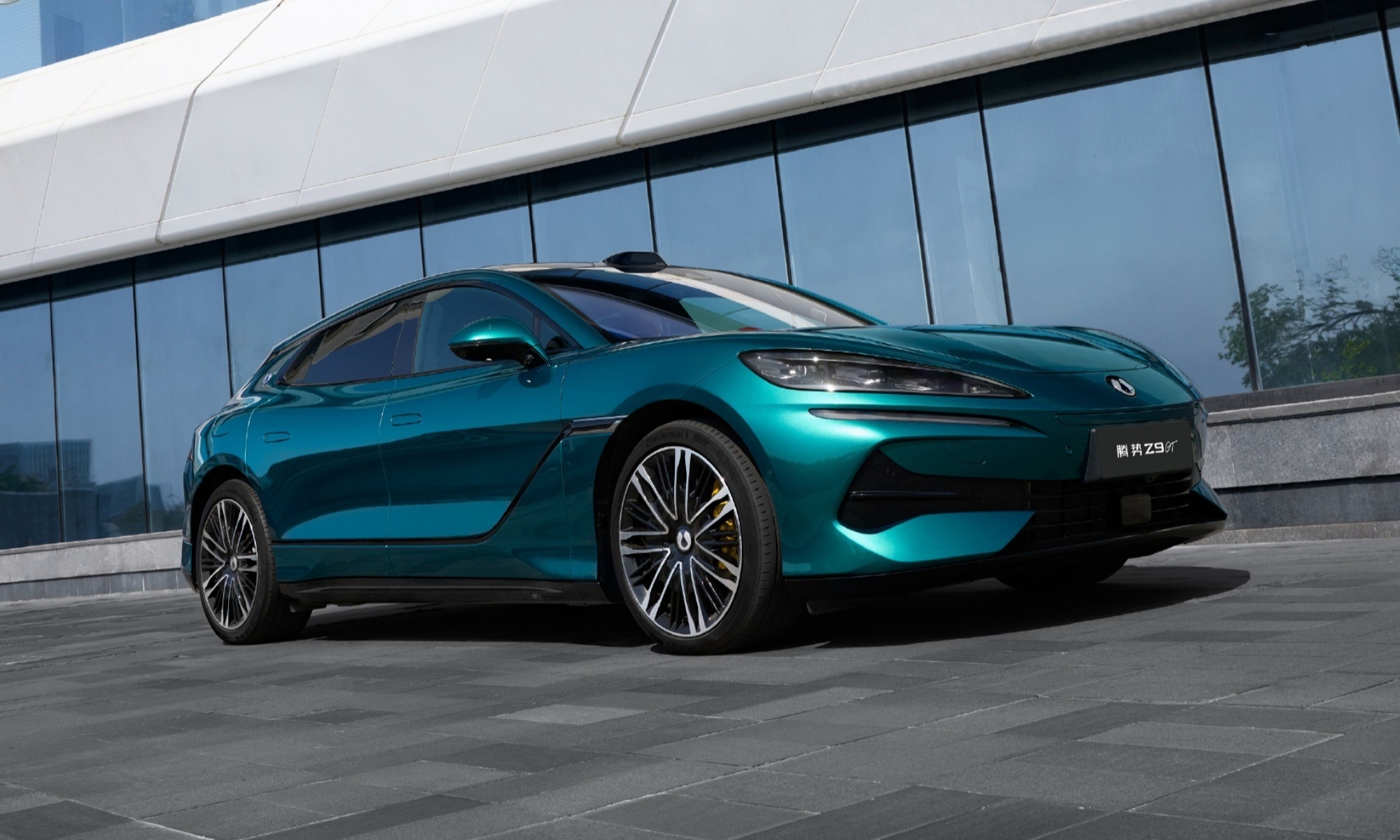 A simple vista el Z9 GT no parece evolucionar tanto como realmente lo hace.