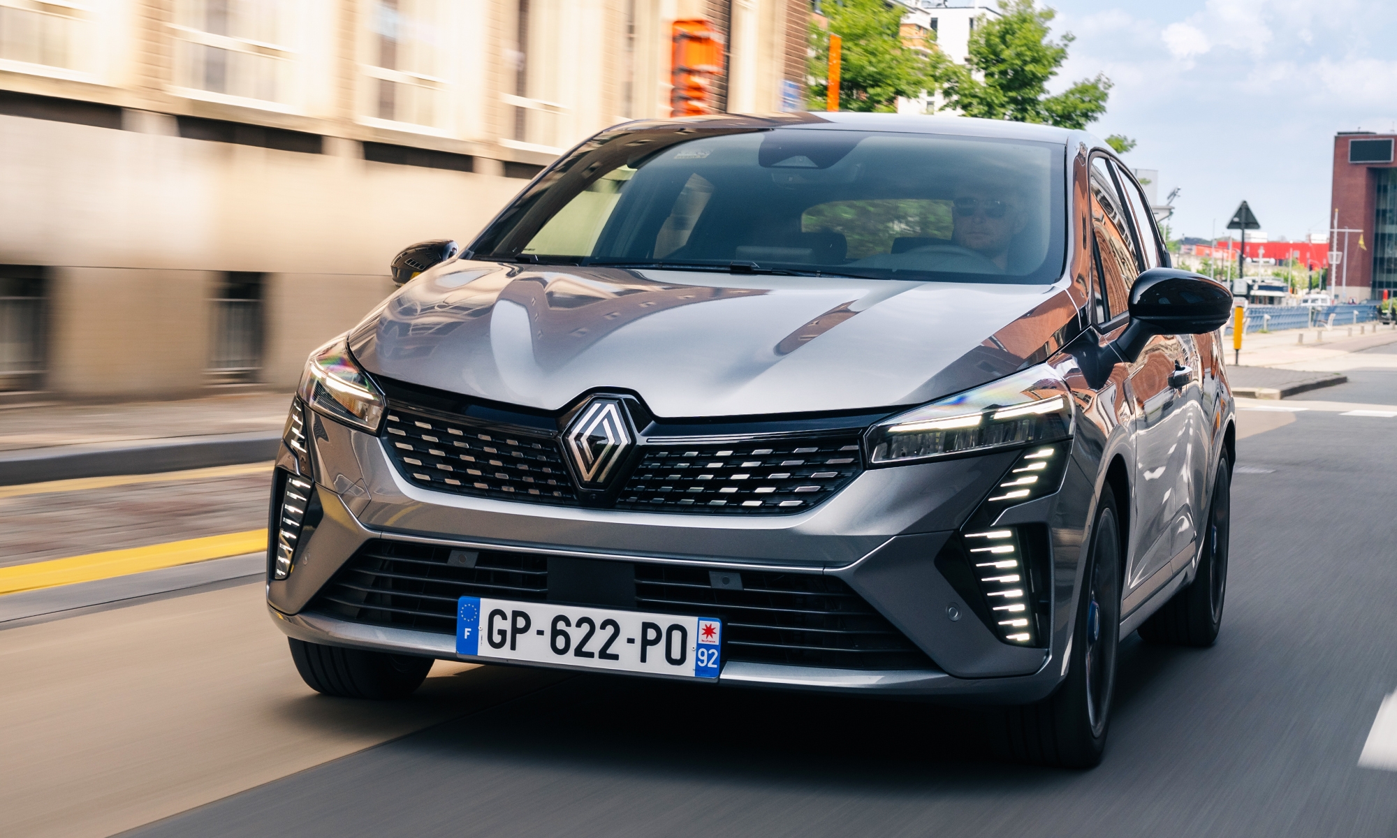 La quinta generación del Renault Clio sería la afectada por esta medida.