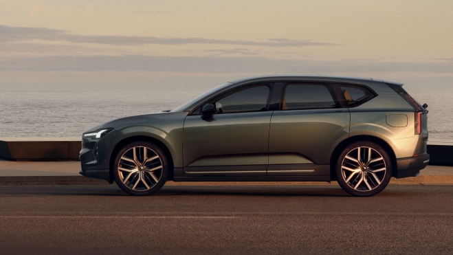 Volvo EX60 2026 Lateral