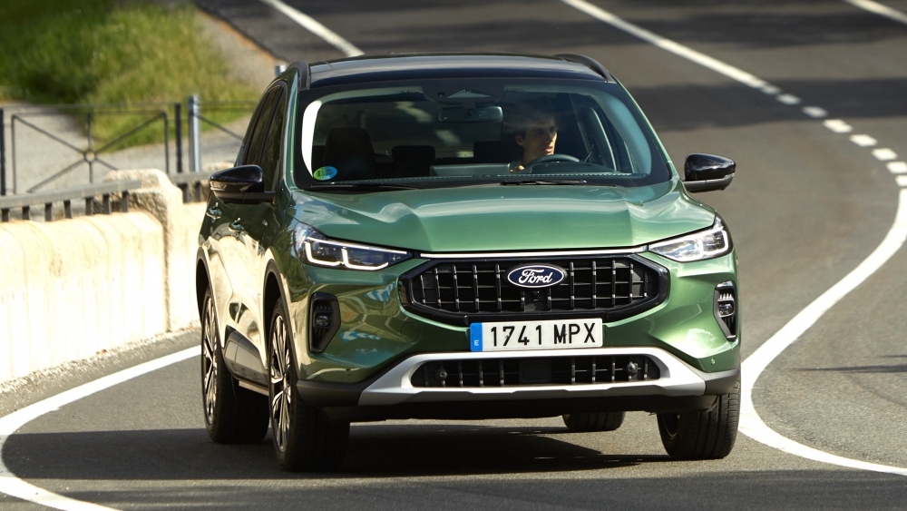 ford kuga 2026 11.310 descuento 0,9 L 100 km SUV PHEV fabricado en España tecnología revolucionaria 3