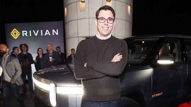 ceo rivian rj scaringe apoya eliminacion ayudas coches electricos 2 ceo rivian rj scaringe apoya eliminacion ayudas coches electricos 2