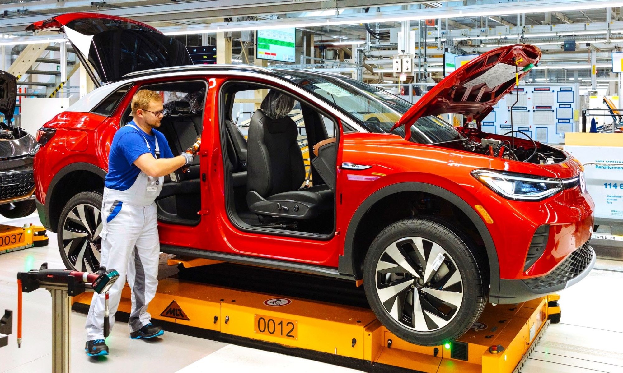 El Grupo Volkswagen busca ahorrar un 20 % más sin renunciar a fabricar coches eléctricos.