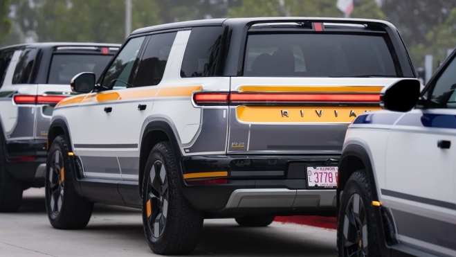 rivian r2 patente limpiaparabrisas autonomia extra