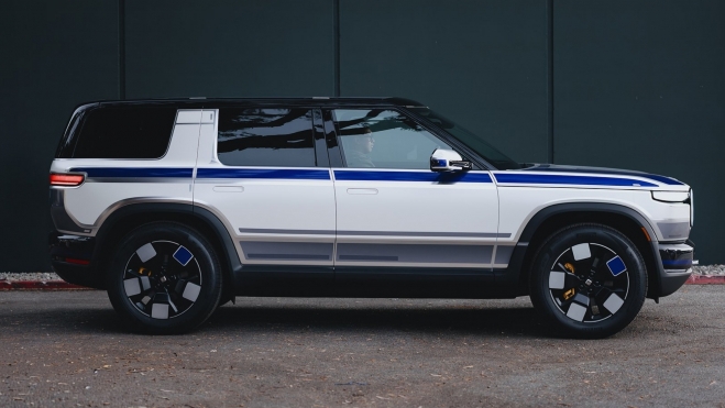 Rivian R2 Lateral Rivian R2 Lateral