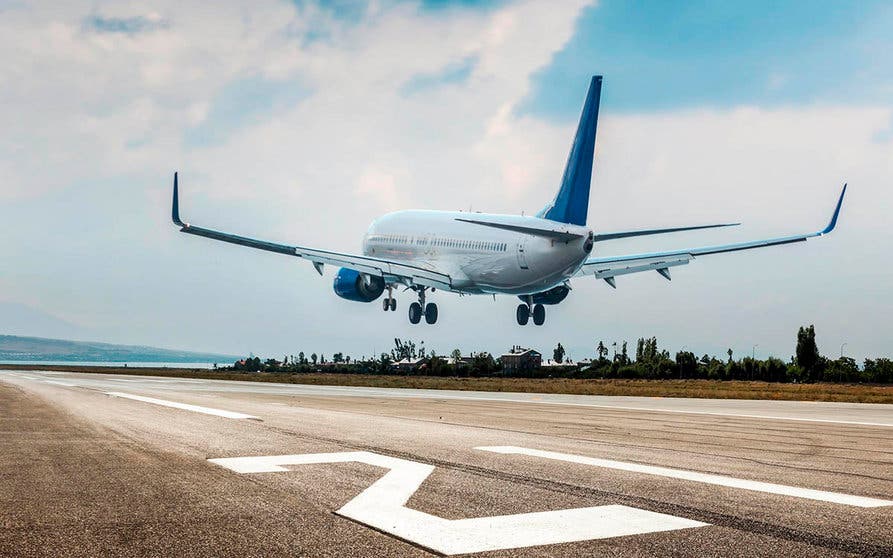  El avión híbrido-eléctrico propuesto por el MIT podría eliminar el problema de contaminación del aire del sector de la aviación. 