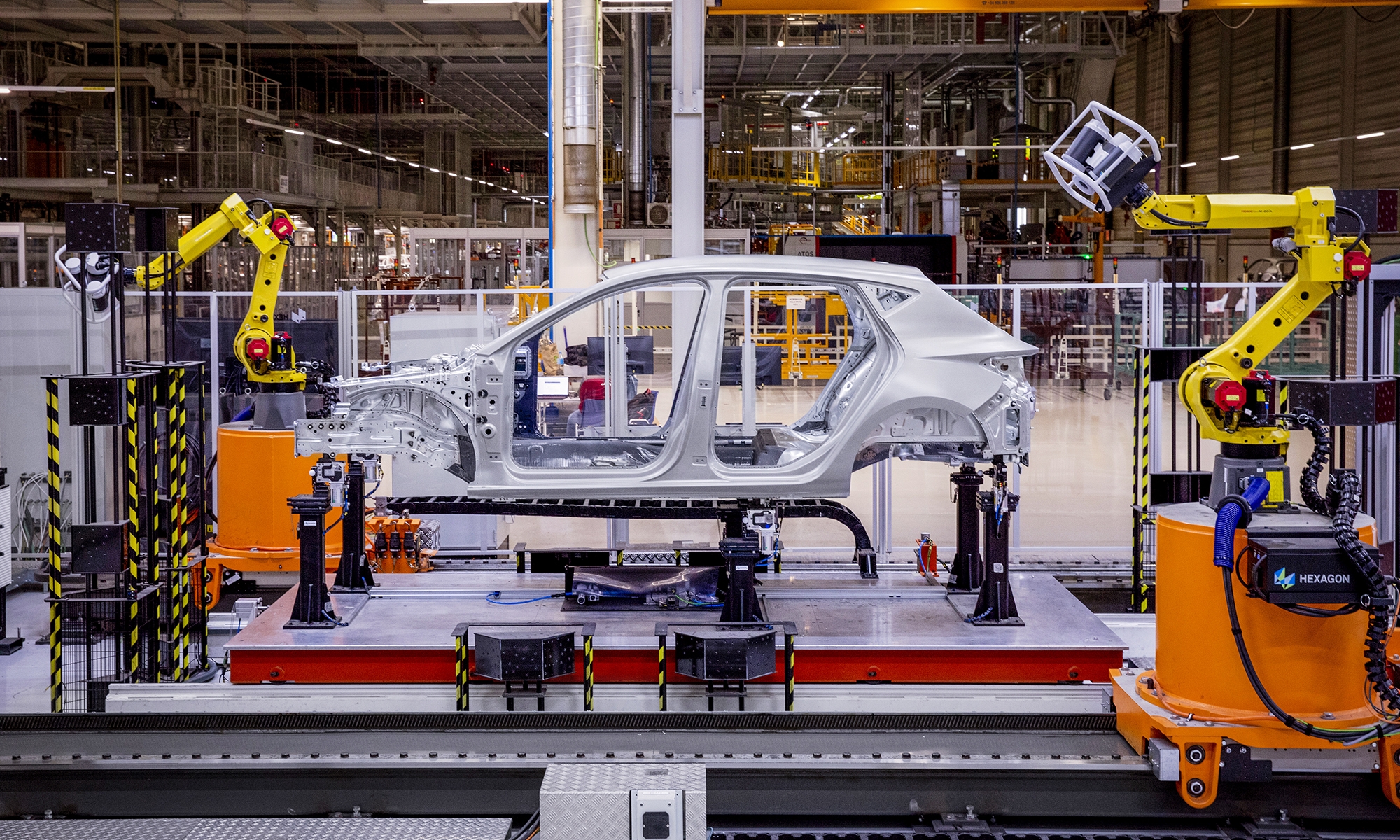 La fábrica de Martorell podría acoger dos nuevos modelos eléctricos.