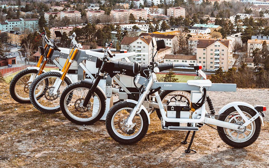  CAKE ofrece todo su catálogo de motocicletas eléctricas en España. 