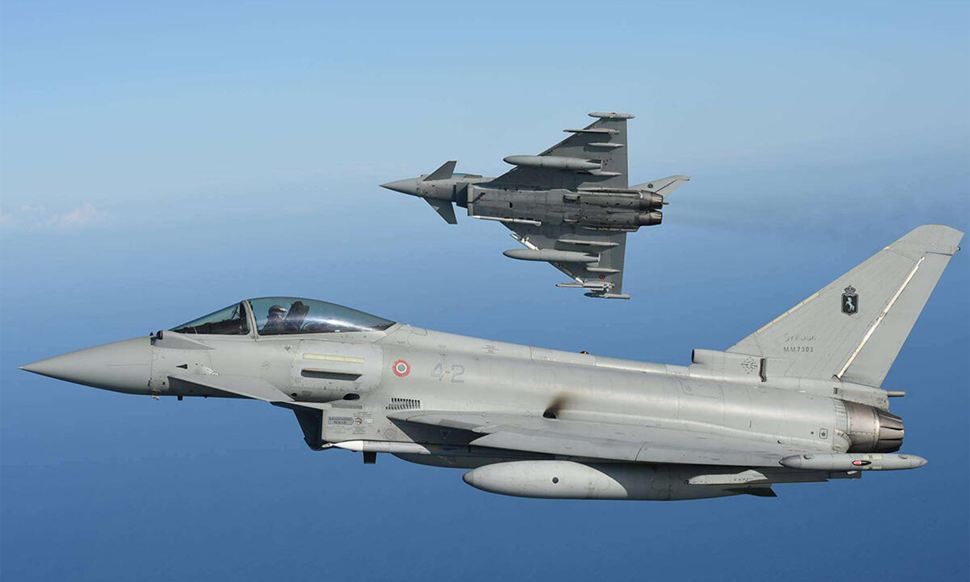 tienda motos encargada suministrar equipamiento eurofighters aviones militares ejercito espanol