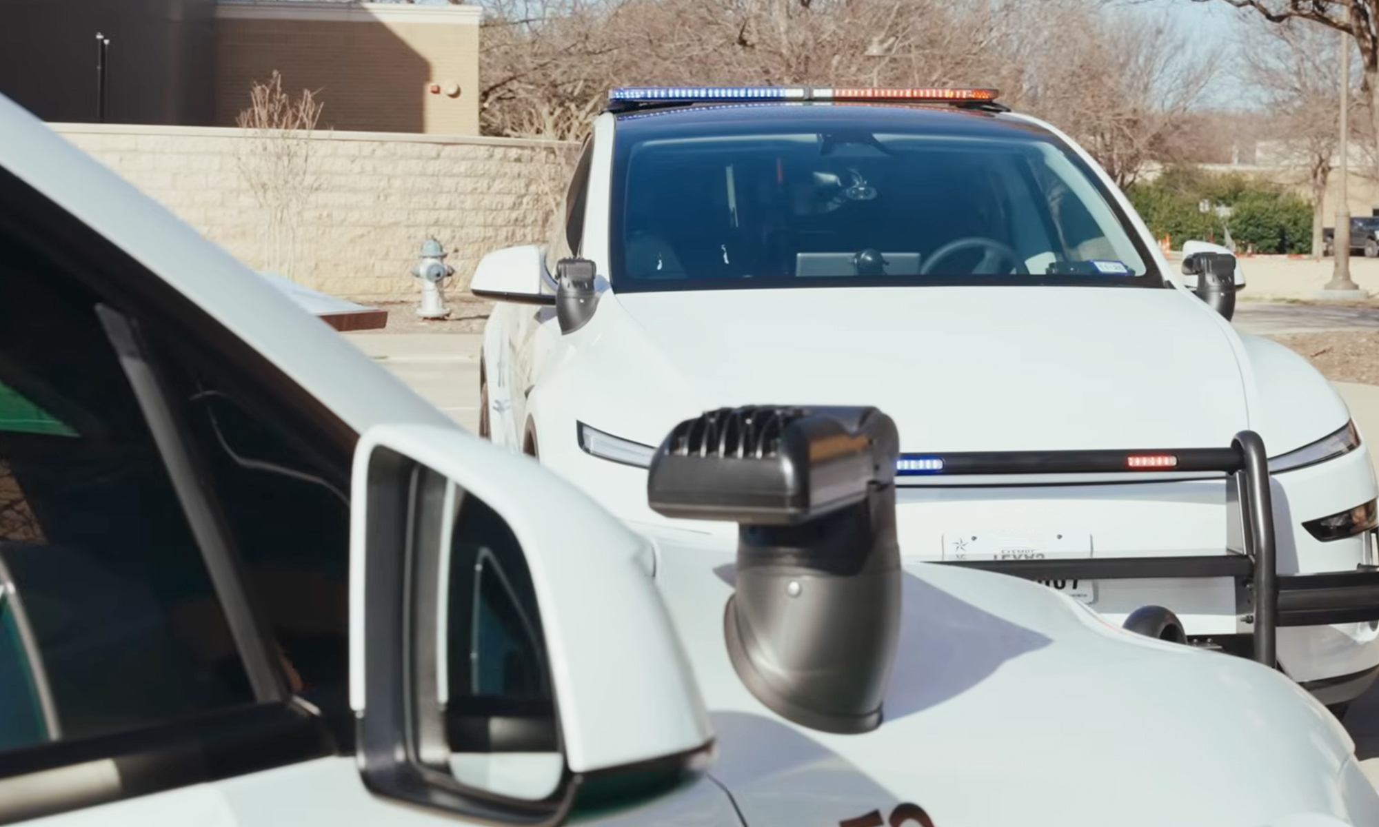 policia texas tesla model y juniper ahorro miles euros anuales respecto gasolina combustion