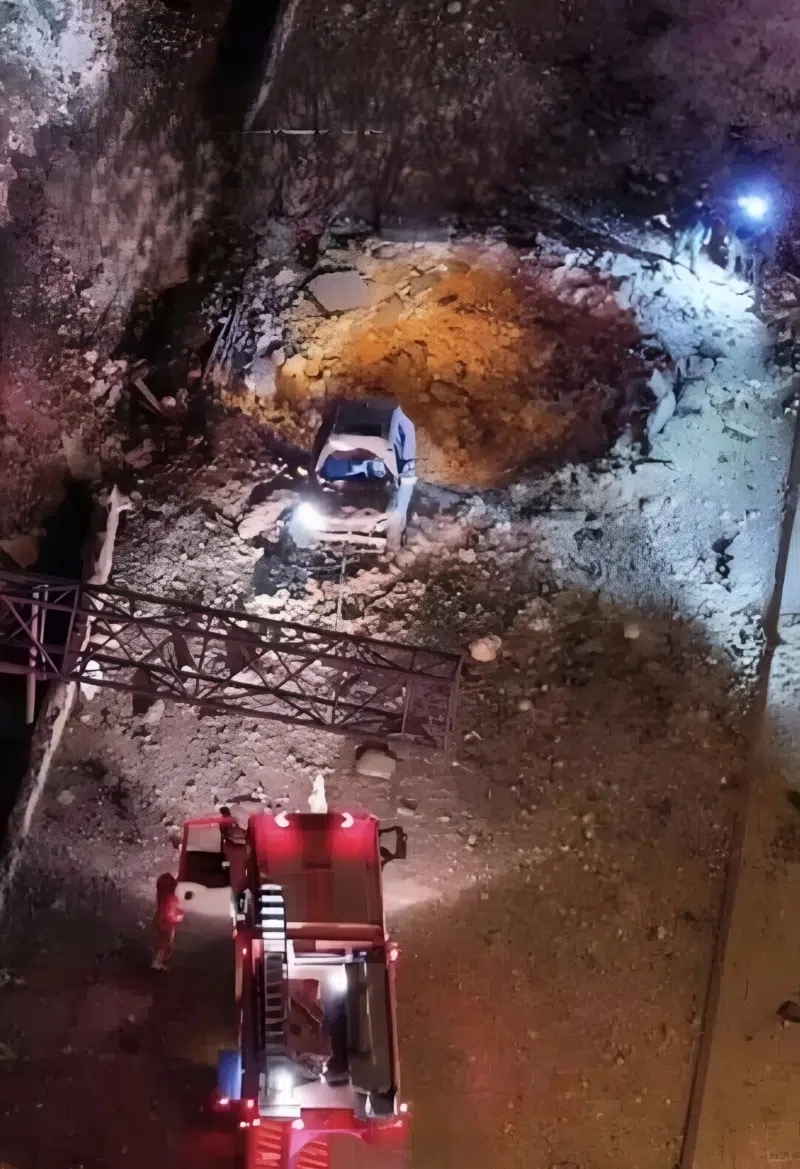 BYD Atto 3 BYD Atto 3 misil Irán SUV ocupantes (2) BYD Atto 3 BYD Atto 3 misil Irán SUV ocupantes (2)