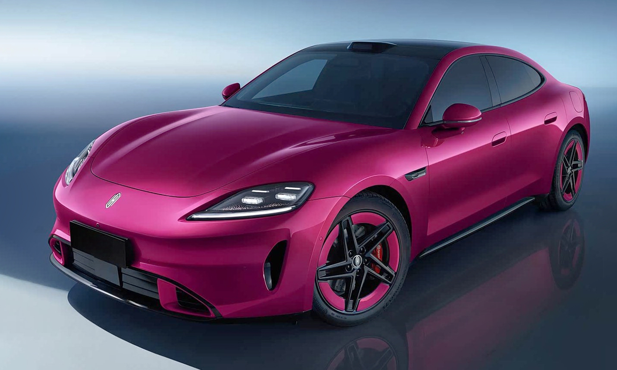 SAIC lanza los primeros datos de su propio 'Porsche Taycan' chino.