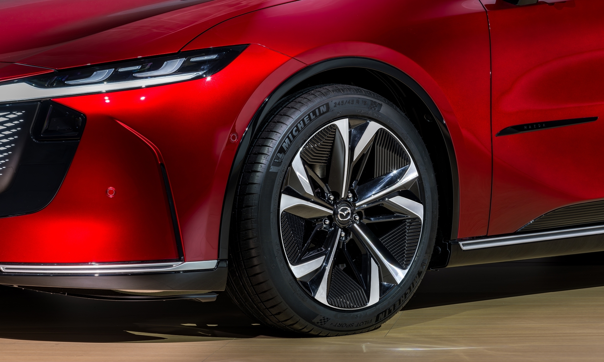 Mazda ha contado con la ayuda de Changan para el desarrollo de su única berlina eléctrica.