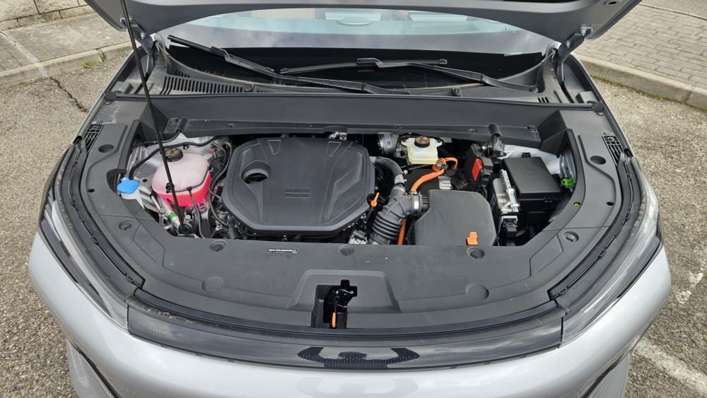 Geely Starray Casi 1.000 km de autonomía marca España gran sorpresa (8)