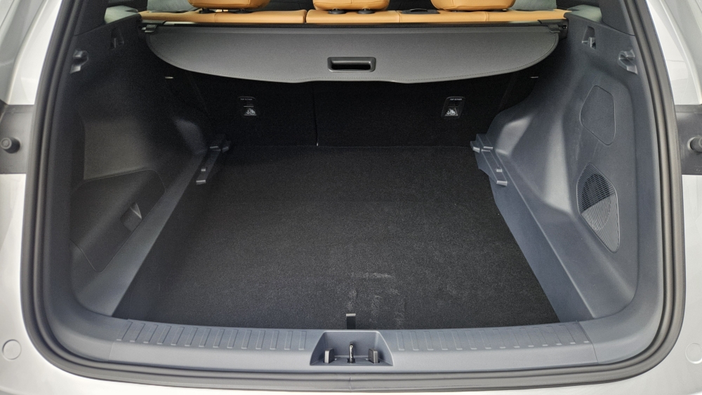 Geely Starray Casi 1.000 km de autonomía marca España gran sorpresa (9)