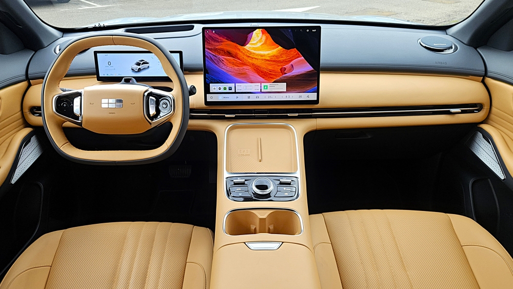 Geely Starray Casi 1.000 km de autonomía marca España gran sorpresa (12)