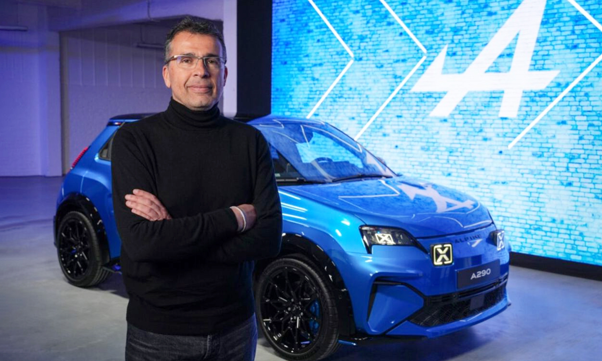 Philippe Krief, CEO de Alpine, deja la puerta abierta a un A110 de gasolina.