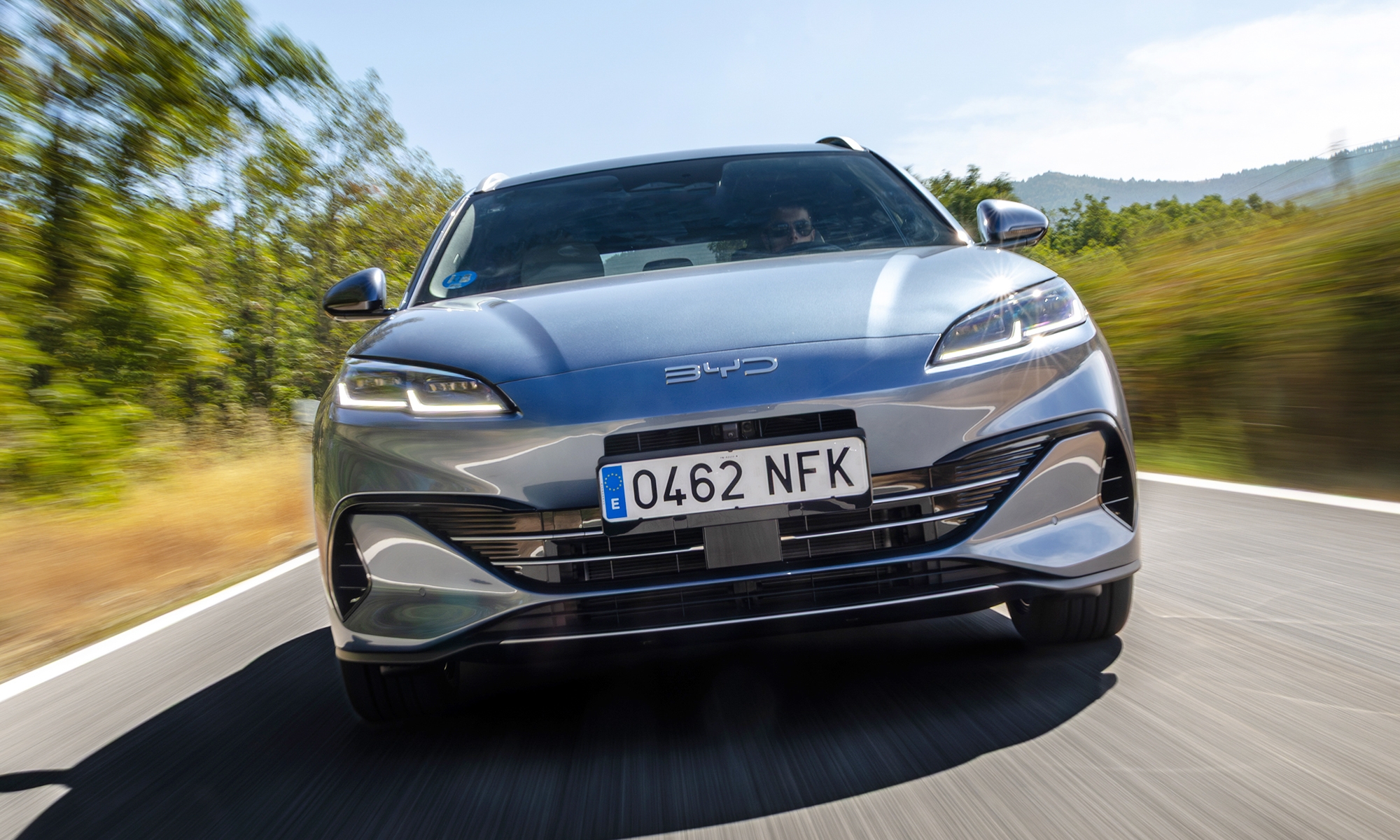 El BYD Seal 6 Wagon, con nueva batería, llegará a Europa más adelante.