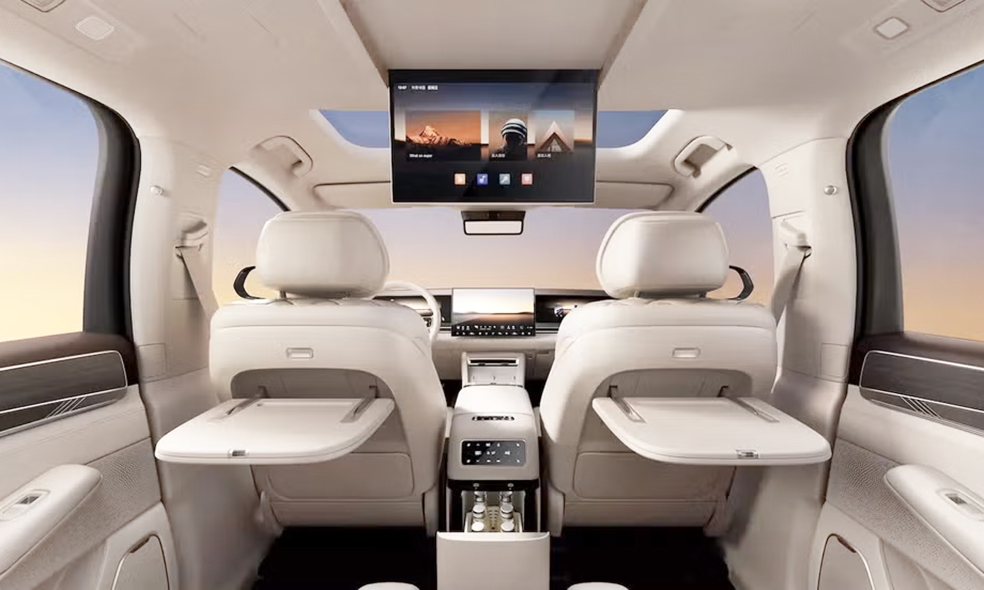 El interior debería mantenerse más o menos intacto sobre la versión comercial actual.