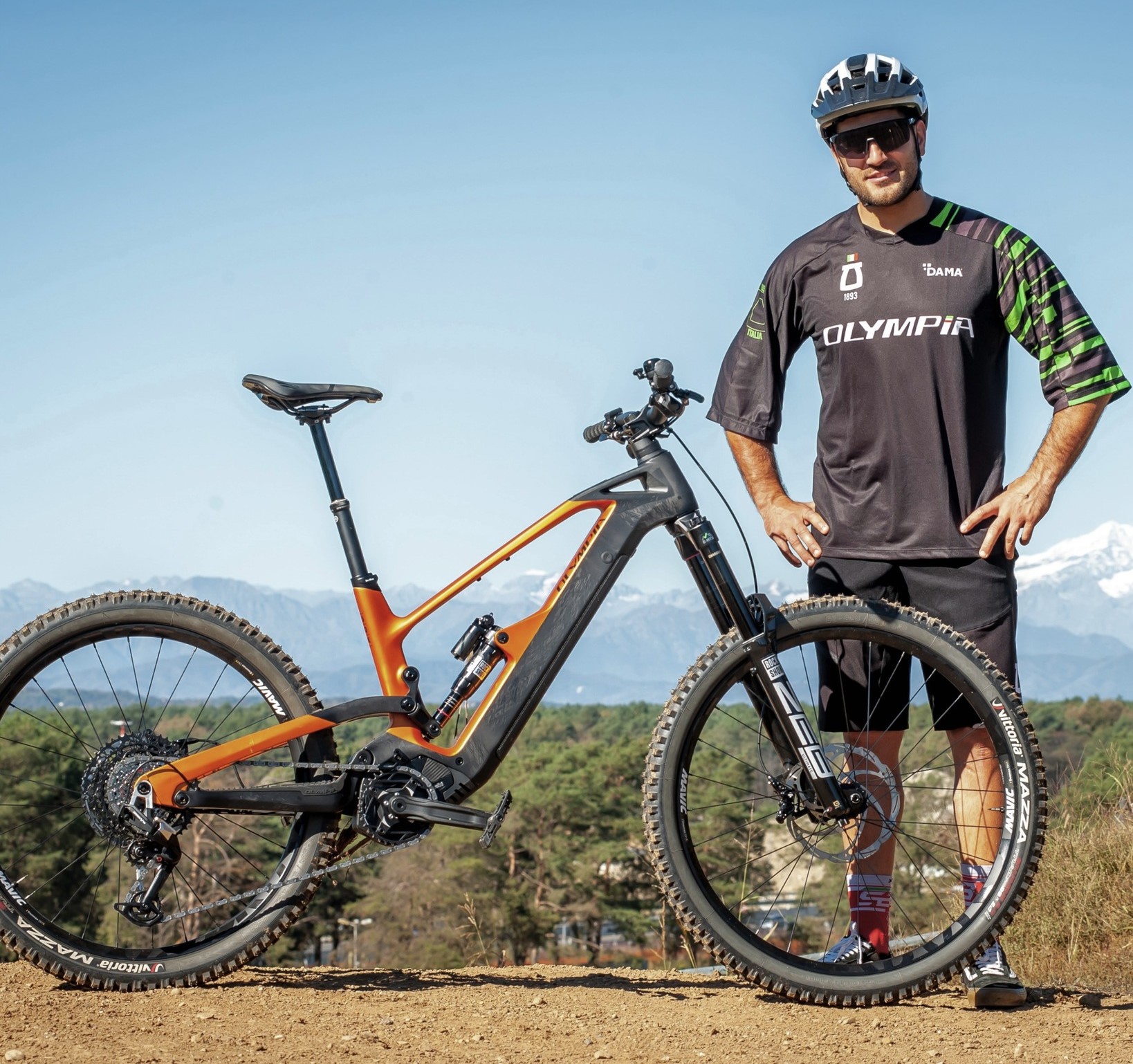 571199809 1404499311288301 639498401464193235 n