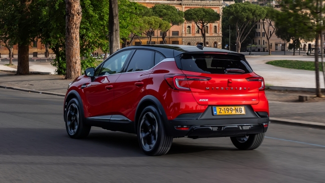 Mitsubishi ASX HEV Trasera