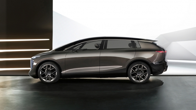 Audi UrbanSphere Lateral