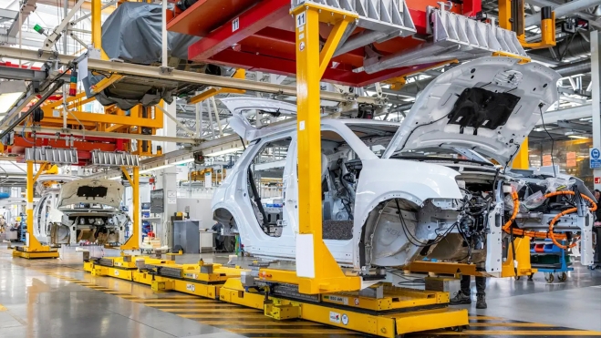 thierry charvet jefe produccion renault dice puede ensenar leccion china 1 thierry charvet jefe produccion renault dice puede ensenar leccion china 1