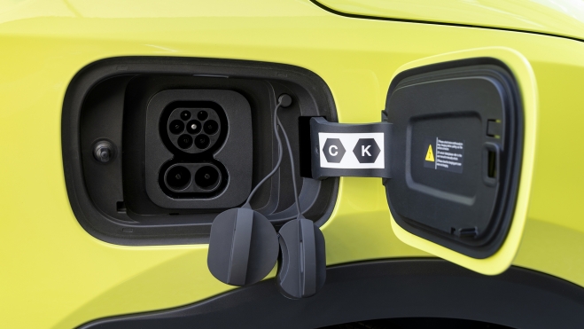 enchufe coche eléctrico