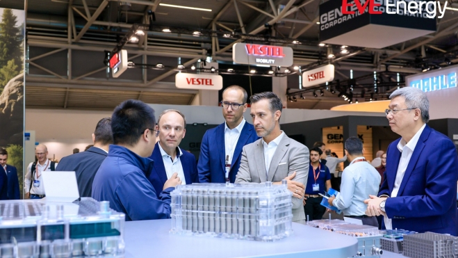 eve baterias tesla prepara estado solido duales gran autonomia 2 eve baterias tesla prepara estado solido duales gran autonomia 2