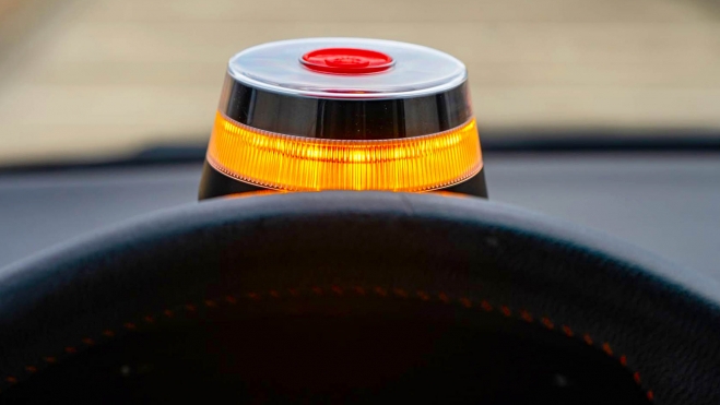 dgt retira homologacion baliza v16 3