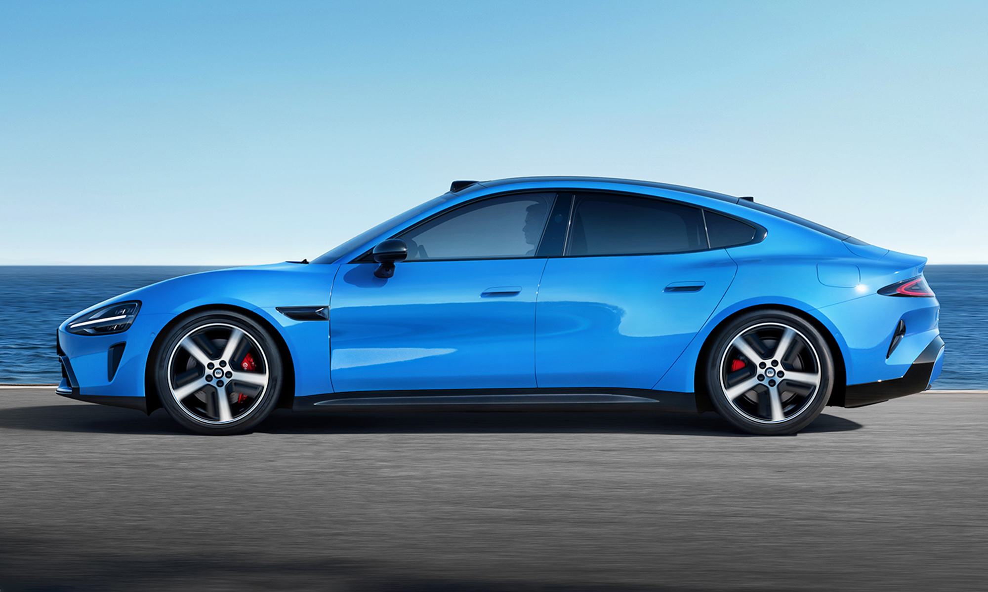 Xiaomi compra baterías a mansalva a BYD debido a la alta demanda.