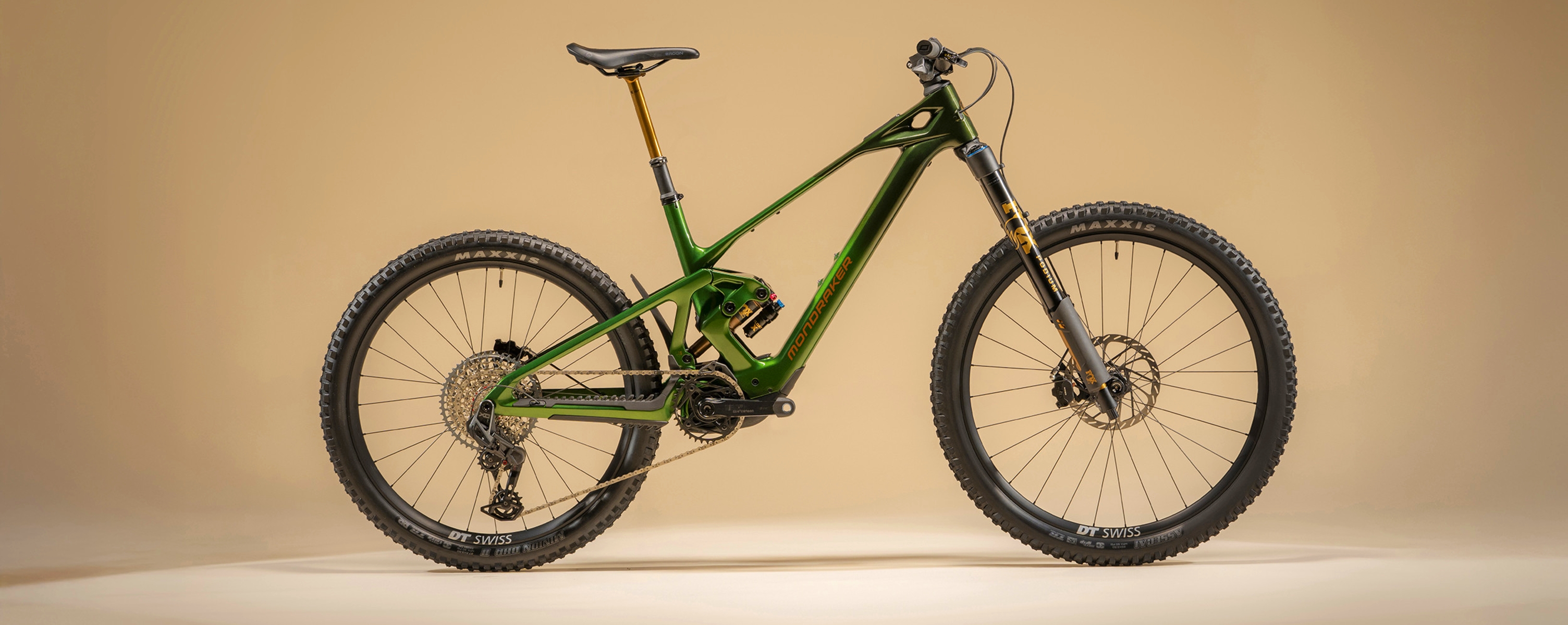 Imponente bicicleta eléctrica de enduro con el motor Avinox M1 (Foto: Mondraker).