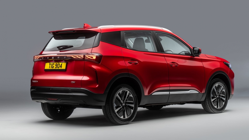 chery tiggo 4 Más barato Duster híbrido 204 CV OMODA y JAECOO no trae a España pero ya puedes comprar 2