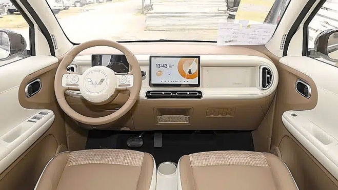 wuling hongguang mini EV Por 5.600 € 301 km autonomía No BYD ni Xiaomi, 435.600 coches año 4