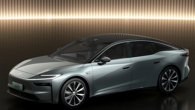 Toyota bZ7 Delantera