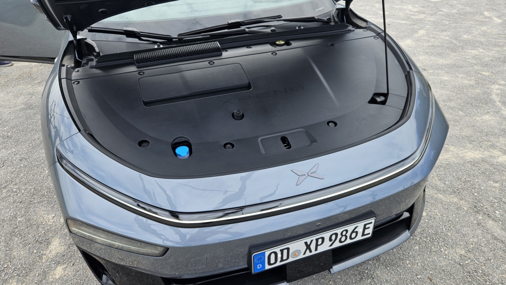 Xpeng P7+ 2026 1.931 L de maletero y 530 km de autonomía rival mejor BYD (10)