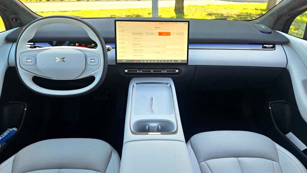 Xpeng P7+ 2026 1.931 L de maletero y 530 km de autonomía rival mejor BYD (24)